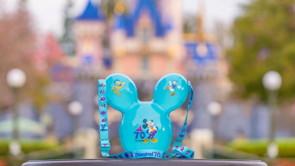 Light Up Mickey Balloon Bucket