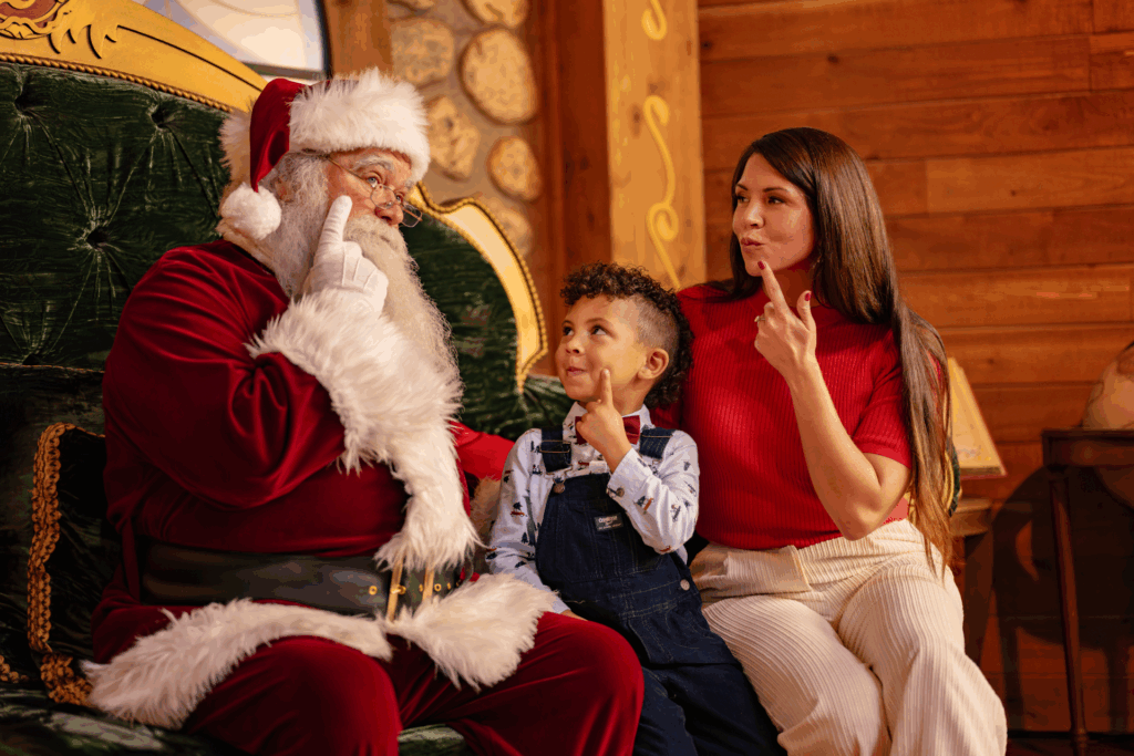 2025-Walt-Disney-World-Holidays-Santa-Claus