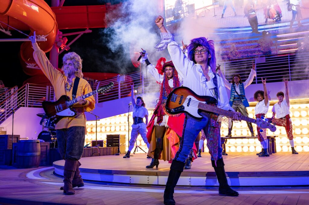 pirate-party-show-on-disney-wish