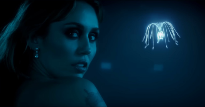 miley cyrus - dream as one