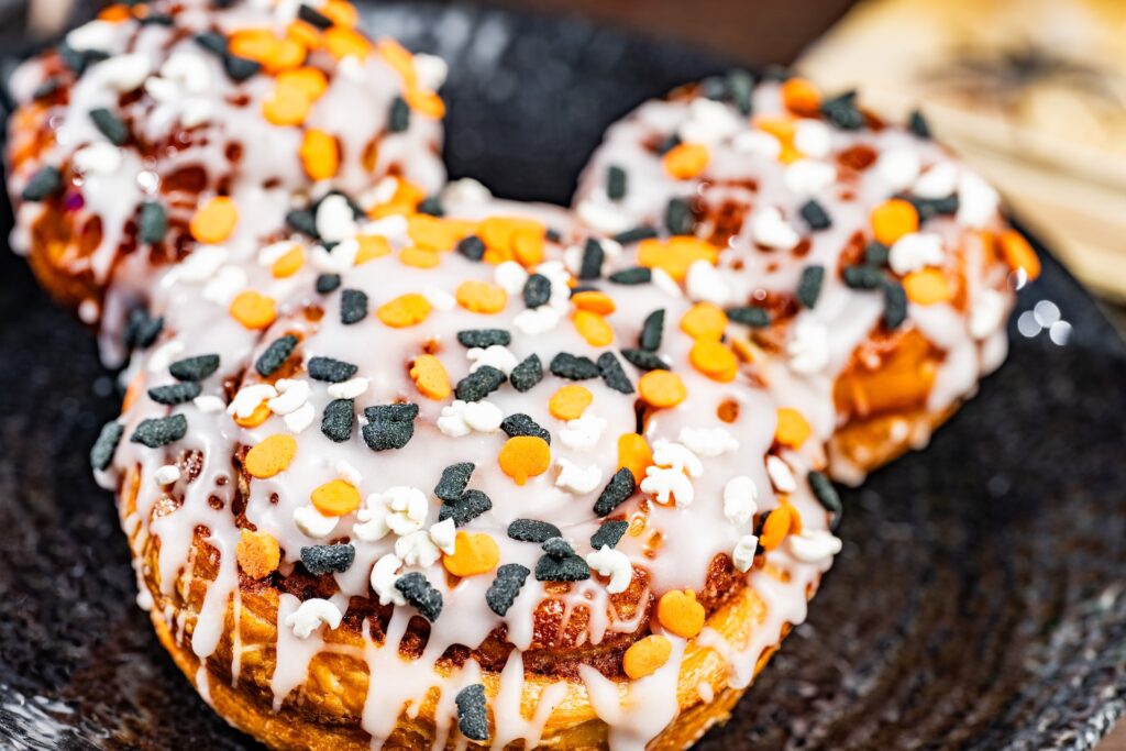 Mickey Cinnamon Roll