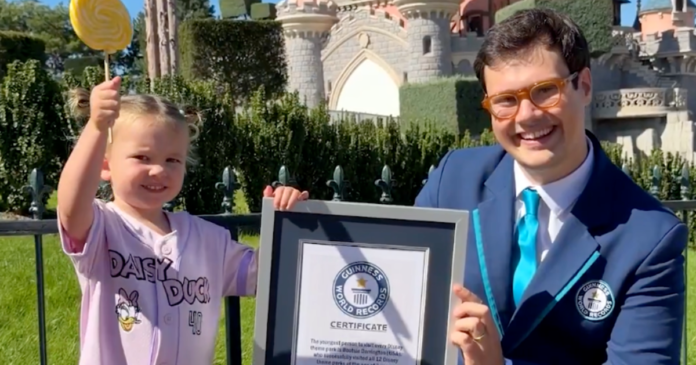 Guinness World Records youngest person to visit all 12 Disney parks